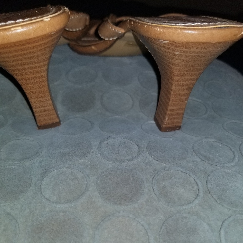 Sandals - Picture 2 of 5